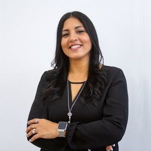 Meet your Posher, Mayra